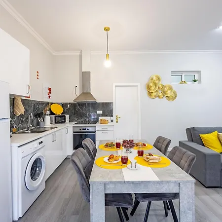 Magalhaes Al By Your Key Madeira Apartment
